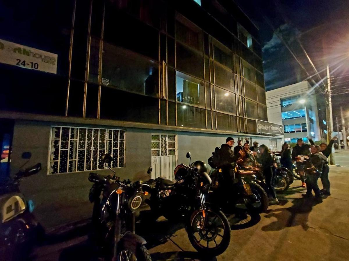 North House Hostel Bogota Bagian luar foto